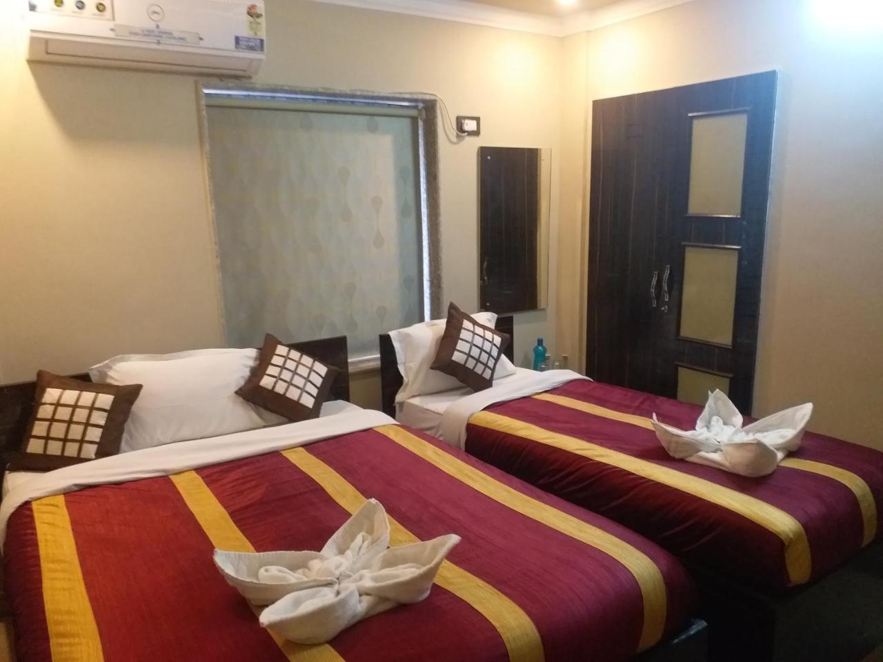 Gauripur Recline Hotel And Restaurant מראה חיצוני תמונה