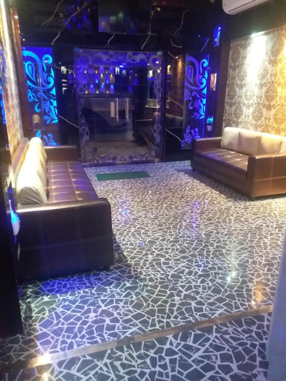 Gauripur Recline Hotel And Restaurant מראה חיצוני תמונה